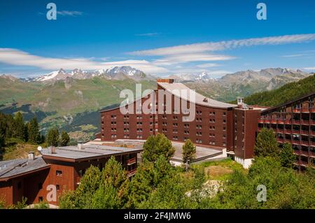 Les Arcs 2000 resort, High Tarentaise valley, French Alps, Savoie (73), Auvergne-Rhone-Alpes region, France Stock Photo