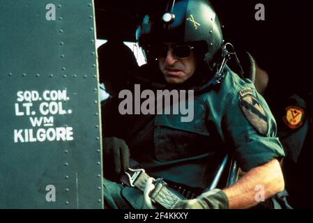 ROBERT DUVALL in APOCALYPSE NOW (1979), directed by FRANCIS FORD COPPOLA. Credit: ZOETROPE/UA / Album Stock Photo