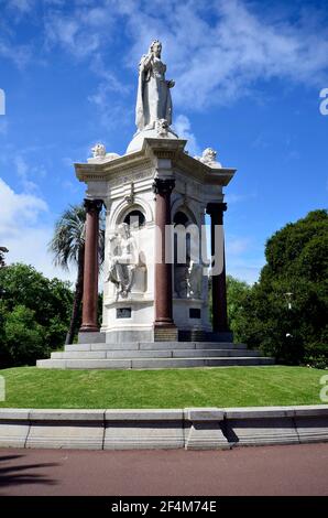 Melbourne, VIC, Australia - November 04, 2017: Queen Victoria memorial in King's Domain park Stock Photo