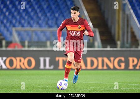 Rome, Italy. 21st Mar, 2021. Roger Ibanez of A.S. Roma in action during the 2020-2021 Italian Serie A Championship League match between A.S. Roma and S.S.C. Napoli at Stadio Olimpico.Final score; A.S. Roma 0:2 S.S.C. Napoli. Credit: SOPA Images Limited/Alamy Live News Stock Photo