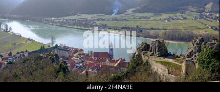 panoramic view from the ruin of the castle onto the village of Duernstein and the Danube valley Stock Photo