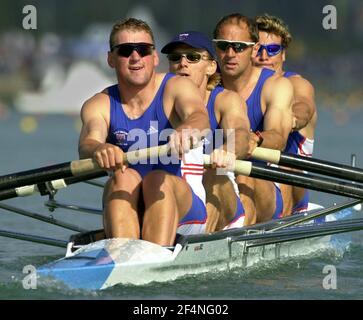 THE OLYMPIC GAMES IN SYDNEY SEPT 2000. 21/9/2000 ROWING MENS COXLESS FOUR SEM-FINAL (F-B) M.PINSENT, T.FOSTER, S.REDGRAVE AND J.CRACKNELL. PICTURE DAVID ASHDOWN.OLYMPICS SYDNEY 2000 Stock Photo