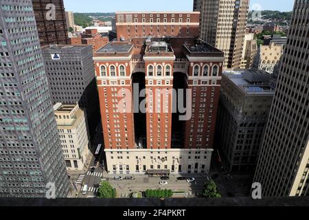 Exterior view of historic Omni William Penn Hotel in William Penn Place, Downtown Pittsburgh. Pennsylvania.USA Stock Photo