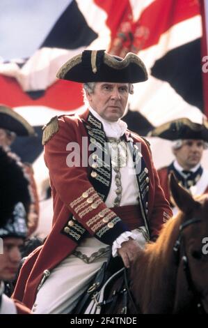 TOM WILKINSON in THE PATRIOT (2000), directed by ROLAND EMMERICH. Credit: MUTUAL FILM COMPANY / Album Stock Photo