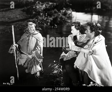 JAMES HAYTER, RICHARD TODD and JOAN RICE in THE STORY OF ROBIN HOOD AND HIS MERRIE MEN (1952), directed by KEN ANNAKIN. Credit: WALT DISNEY PRODUCTIONS / Album Stock Photo