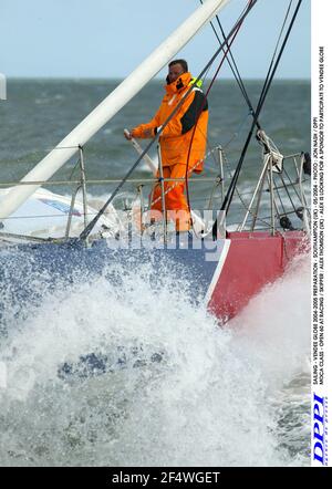 SAILING - VENDEE GLOBE 2004-2005 PREPARATION - SOUTHAMPTON (UK) - 05/2004 - PHOTO : JON NASH / DPPI IMOCA CLASS - OPEN 60 AT RACING / SKIPPER : ALEX THOMSON (UK) - ALEX IS LOOKING FOR A SPONSOR TO PARTICIPATE TO VENDEE GLOBE Stock Photo