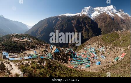 Namche Bazar and mount Kongde - Sagarmatha national park - Khumbu valley - way to Everest base camp - Nepal Stock Photo