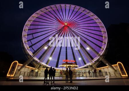 geography / travel, Germany, North Rhine-Westphalia, Ruhr area, dinner, Ferris wheel, Additional-Rights-Clearance-Info-Not-Available