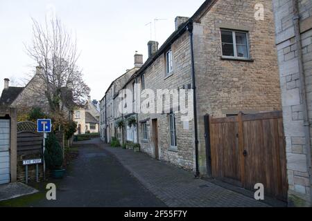 A row of cottages in Northleach, Gloucestershire in the UK Stock Photo