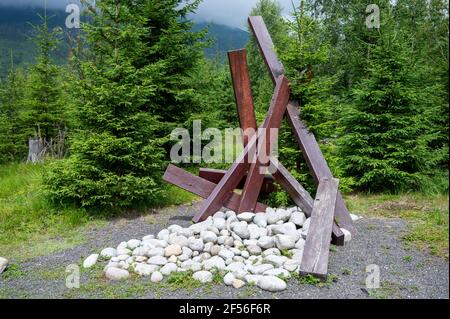 Station VIII of the Way of the Cross: Jesus meets the women of Jerusalem. Kalvária na Peknú vyhliadku, Starý Smokovec, Slovakia. 2020-07-27. Stock Photo