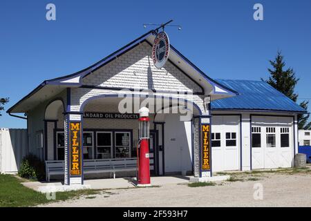 geography / travel, USA, Illinois, Odell, Standard Oil Gas Station (1932), Route 66, Additional-Rights-Clearance-Info-Not-Available Stock Photo