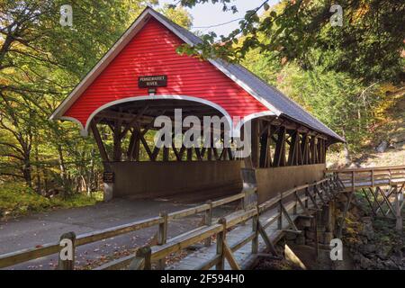 geography / travel, USA, New Hampshire, Franconia Notch State Park, Flume Covered Bridge (1886), Flume, Additional-Rights-Clearance-Info-Not-Available Stock Photo