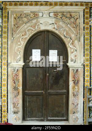 arched entrance, Gurgi Mosque, Tripoli, Libya Stock Photo