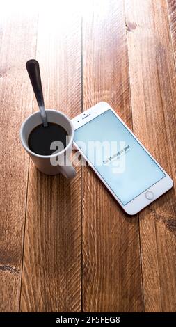 Spain. 03, 26, 2021. Smartphone screen with the front page of the newspaper The Whasington Post. World Day of the written press. Press reading on mobi Stock Photo