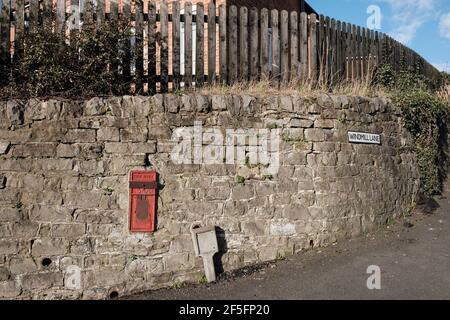 Disused George VI postbox in Windmill Lane, Ashbourne, Derbyshire Stock Photo