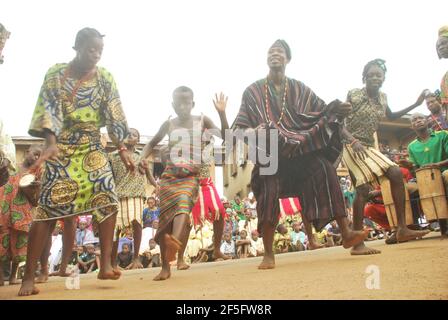 Igbomina dancers performing during the Isiro festival, Oke-Ila Orangun, Osun State, Nigeria. Stock Photo
