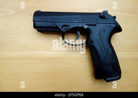 A Beretta PX4 storm replica handgun that shoots pellets by CO2 cartridge Stock Photo
