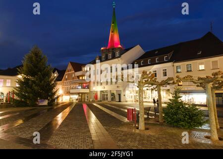 Lighted Market At Christmas Time, Unna, Ruhr Area, North Rhine-Westphalia, Germany, Europe Stock Photo