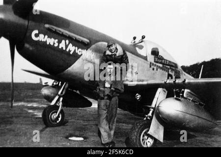 RAF Bodney - 352d Fighter Group - P-47 Thunderbolt and Pilots Stock ...