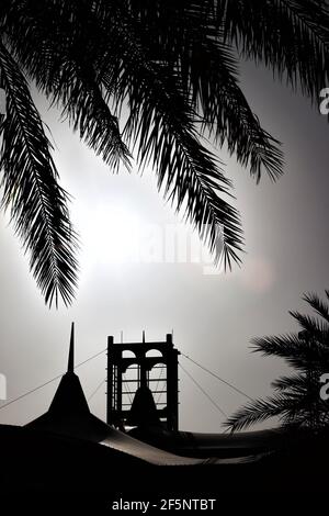 Sakhir, Bahrain. 27th Mar, 2021. Circuit atmosphere - sunset. Bahrain Grand Prix, Saturday 27th March 2021. Sakhir, Bahrain. Credit: James Moy/Alamy Live News Stock Photo