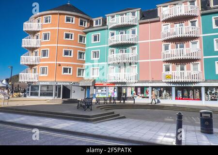 Baravin,cocktail,bar,lounge,and colourful, apartments,on,waterfront,with sea views,in, Aberystwyth,Cardigan Bay,student,university,coast,coastal,town,in,Ceredigion,Mid,West,Wales,Welsh,GB,Great Britain,Britain,British,UK,United Kingdom,Europe,Image taken on Friday March 27th 2021,the last day of lockdown. From 27th March 2021 Welsh residents have been allowed/permitted to travel anywhere within Wales as Stay Local,and prior to that Stay at Home rules have been scrapped.Getting outside,outdoors,has been seen as a good way of improving mental health during lockdown. Stock Photo