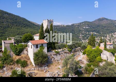 Aerial view Tourrette-Levens, old town with castle, in the hinterland of Nice, Departement Alpes-Maritimes, Region Provence-Alpes-Cote d'Azur, South Stock Photo