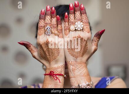 ring ceremony- proposing style mehndi designs- by Sanaya Sindhu - YouTube