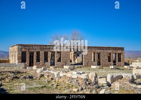 Ruins of the Mozaffari caravanserai at Pasargadae, a UNESCO world heritage site in Iran Stock Photo