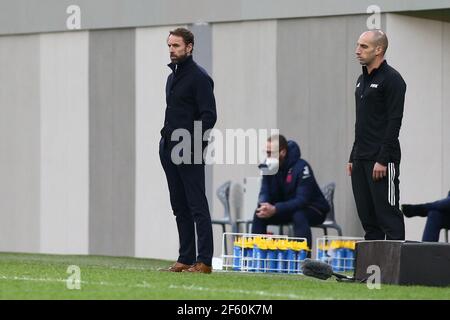 TIRANA, ALBANIA - MARCH 28: England Manager Gareth Southgate during the FIFA World Cup 2022 Qatar qualifying match between Albania and England at the Qemal Stafa Stadium on March 28, 2021 in Tirana, Albania. Sporting stadiums around Europe remain under strict restrictions due to the Coronavirus Pandemic as Government social distancing laws prohibit fans inside venues resulting in games being played behind closed doors (Photo by MB Media) Stock Photo