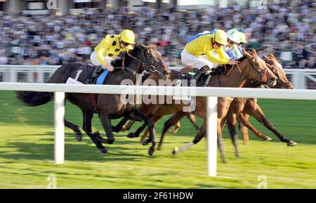 Racing at Ascot, The Princess Royal Stakes. William Buick (White Cap green star) on Spirit of dubai about to win.   25/9/09. PICTURE DAVID ASHDOWN Stock Photo