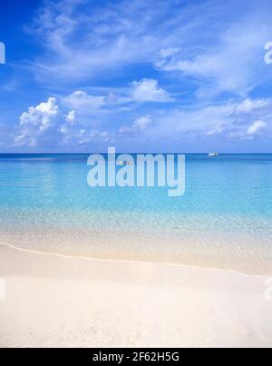 Seven Mile Beach, West Bay, Grand Cayman, Cayman Islands, Greater Antilles, Caribbean Stock Photo