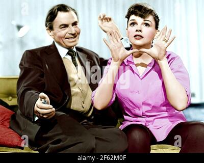 A STAR IS BORN 1954 Warner Bros. film musical with Judy Garland and James Mason, Stock Photo