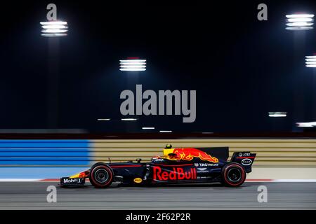 VERSTAPPEN Max (ned) Red Bull Tag Heuer RB13 action during 2017 Formula 1 FIA world championship, Bahrain Grand Prix, at Sakhir from April 13 to 16 - Photo Florent Gooden / DPPI