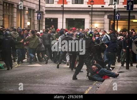 London Mayday Demonstrations 2001  Police on the streets in the West End during the evening of the mayday protest Stock Photo