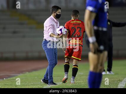 Cimarrones vs Leones Negros de Sonora. © (© Photo by Luis Gutierrez/Norte  Photo) . Gabriel Pereyra, Director Tecnico de Cimarrones Fc Stock Photo -  Alamy