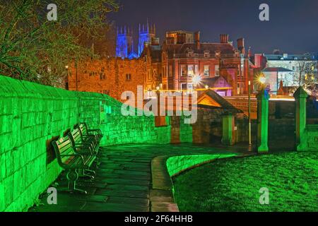 UK,North Yorkshire,York, City Walls with city centre and York Minster in the distance. Stock Photo