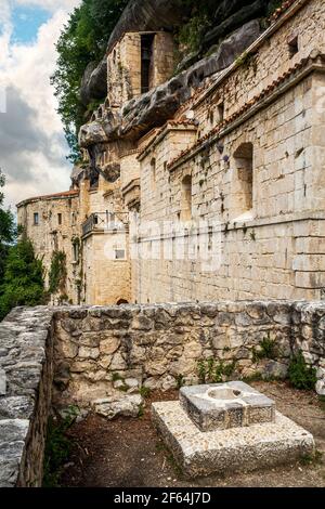 Monastery and hermit complex of Santo Spirito in Maiella. Roccamorice, Pescara province, Abruzzo, Italy, Europe Stock Photo