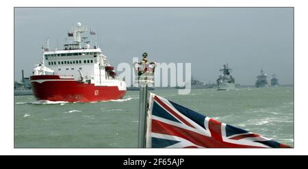 The International Fleet Review on June 28, 2005 in Portsmouth, England. The Review forms part of the Trafalgar 200 celebrations marking the 200th anniversary of the Battle of Trafalgar at which Lord Nelson commanded the Royal Navy in a famous victory over the French. The queens ship Endurance is the red shippic David Sandison 28/6/2005 Stock Photo