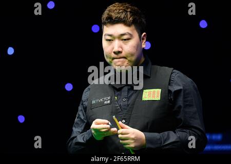 MILTON KEYNES, UNITED KINGDOM. 30th Mar, 2021. Yan Bingtao during 2021 Championship League Snooker- Day 1 matches at Marshall Arena on Tuesday, March 30, 2021 in MILTON KEYNES ENGLAND. Credit: Taka G Wu/Ģ����ý Live News Stock Photo