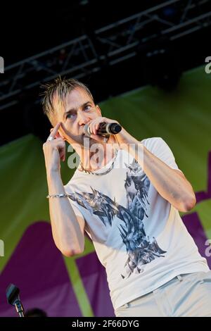 Kajagoogoo singing live at The Midlands Festival in  2010 Stock Photo