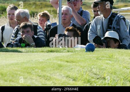 Senior Golf Royal Troon 2008, Ayrshire, Scotland UK. Photographers and spectators Stock Photo