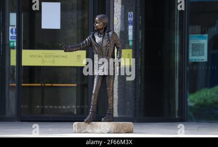 The statue of climate change activist Greta Thunberg which has been installed outside the University of Winchester's West Down Centre in Winchester, Hampshire. Picture date: Tuesday March 30, 2021. Stock Photo