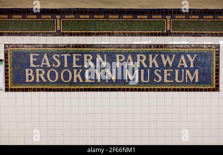 Brooklyn Museum of Art subway stop in NYC Stock Photo