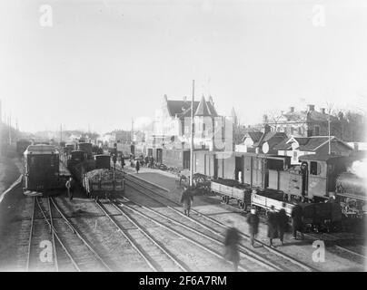 The station was built in 1873-74 by LSSJ. The original station house was replaced in 1899, in connection with VGJ connection, with a new building, two floors and plastered. This building was expanded in 1919, and underwent in 1942 change and modernization. LSSJ, Lidköping - Skara - Stenstorp Railway Watch 28? Stock Photo