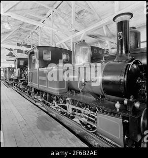 The locomotive and carriage hall in Tomteboda with the State Railways ...