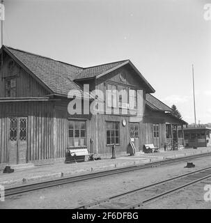 LSSJ, Lidköping - Skara - Stenstorp Railway Station was built in 1875. One and a half floor station house in wood. Incomplete gear interlock Stock Photo