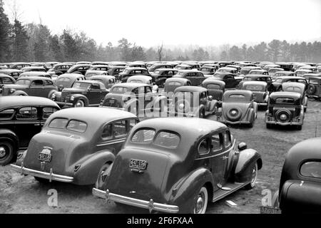 Cars Parked outside Stadium during Duke University-North Carolina Football Game, Durham, North Carolina, USA, Marion Post Wolcott, U.S. Farm Security Administration, November 1939 Stock Photo