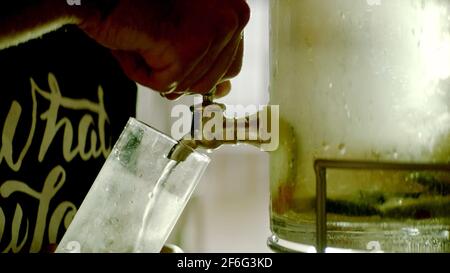 WEWORK OR THE MAKING AND BREAKING OF A 47 BILLION UNICORN, US poster