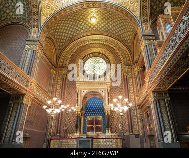 Spanish Synagogue's aron ha-kodesh: On the old synagogue's eastern wall ...