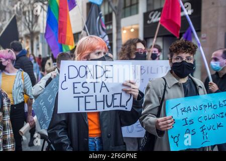 Barcelona, Spain. 31st Mar, 2021. Protesters hold placards during the demonstration. On the International Transgender Day of Visibility, groups and collectives of transgender struggle were on the streets of Barcelona to vindicate trans rights and to protest against transphobia and discrimination. (Photo by Thiago Prudencio/SOPA Images/Sipa USA) Credit: Sipa USA/Alamy Live News Stock Photo